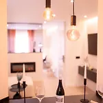 Seran Apartamentos