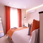 Seran Apartamentos